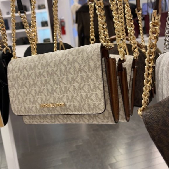 MICHAEL KORS Jet Set Travel Medium Phone Xbody Bag - Picture 4 of 16